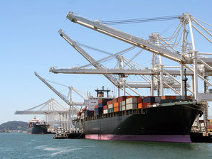 Conductix-Wampfler offers several System for the Energy & Data Transmission for Port industry
